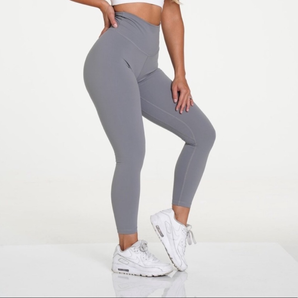 NVGTN Silver Mist Leggings